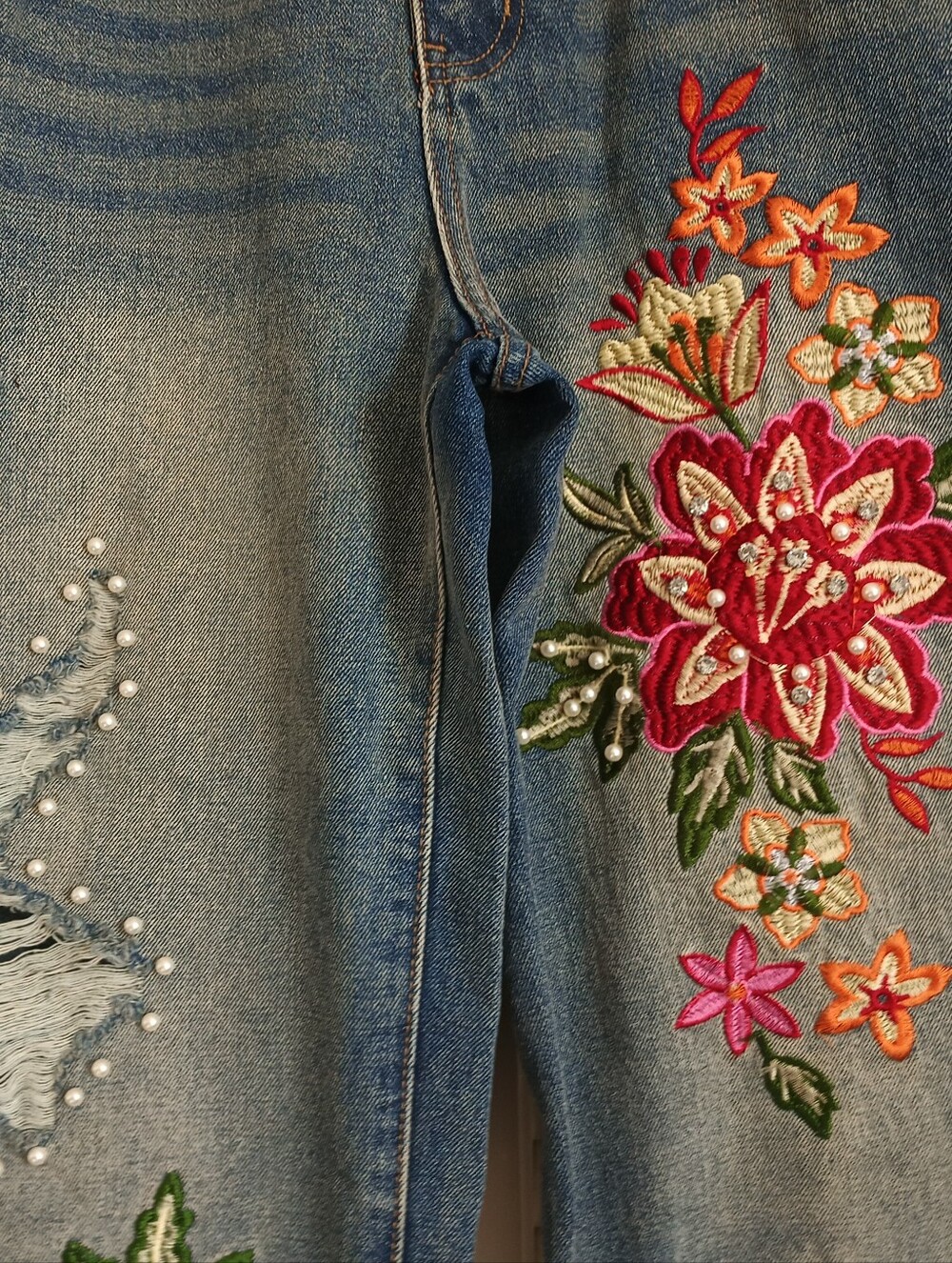 NEW Bohemela Dark Distressed Wash Embroidered Embellished Loose Fit Jeans (26) - Picture 3 of 13